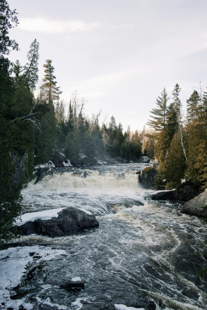 minnesota north shore seasons