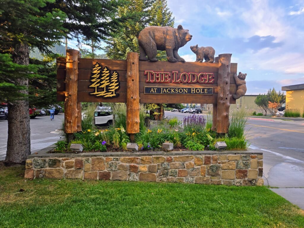 the welcome sign at the lodge at jackson hole